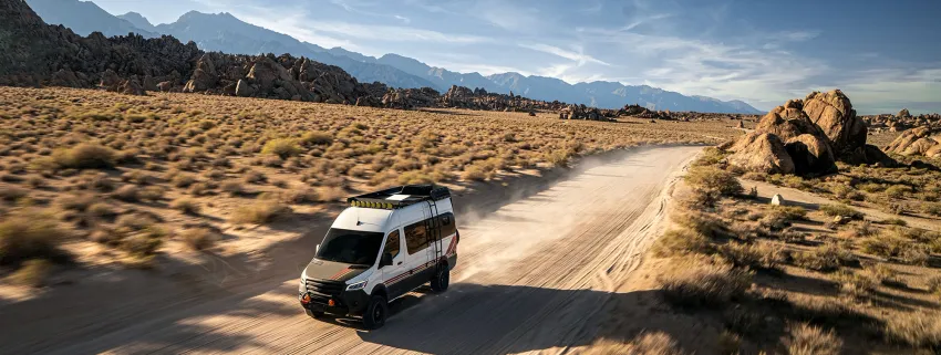 Offroad met Starlink Mini: 4x4 Avonturen in het Digitale Tijdperk